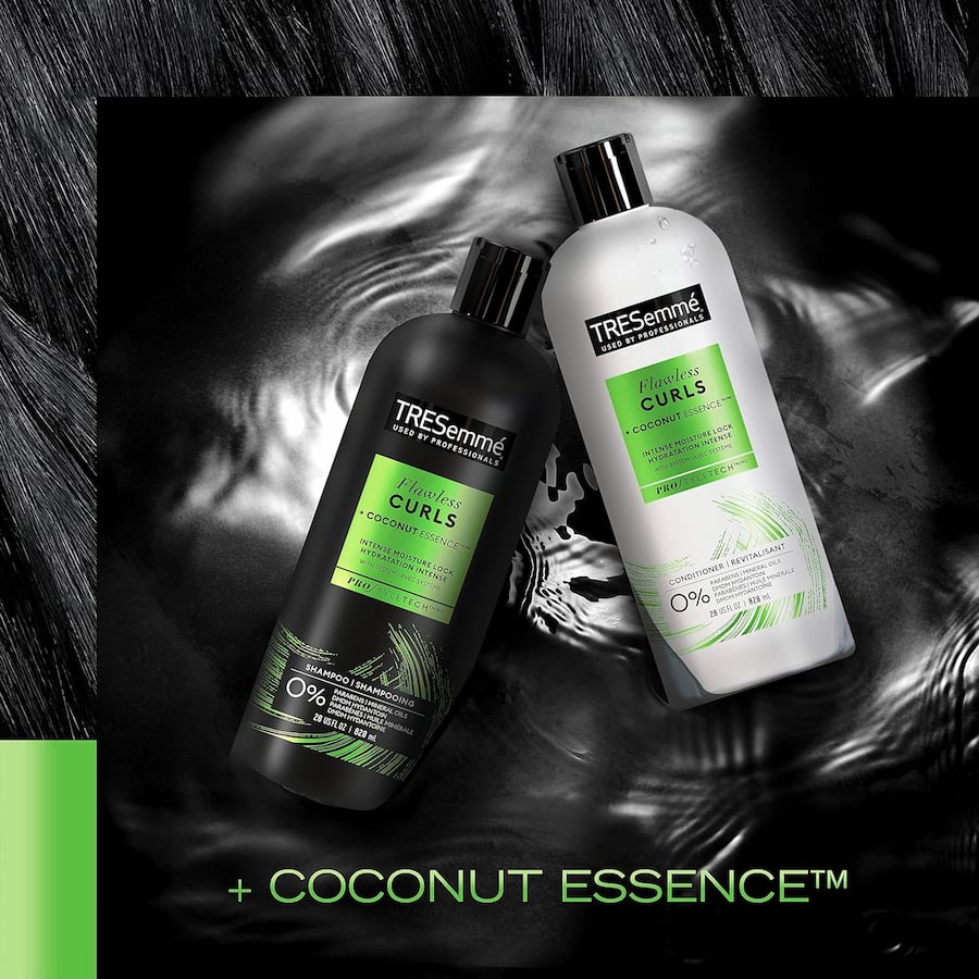 Tresemme Flawless Curls Shampoo & Conditioner Set, 828 ml 4 Tresemme Flawless Curls Shampoo & Conditioner Set, 828 ml - Image 4