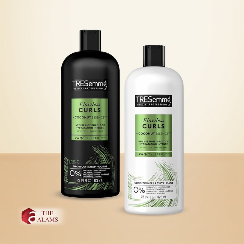 Tresemme Flawless Curls Shampoo & Conditioner Set, 828 ml 1 Tresemme Flawless Curls Shampoo & Conditioner Set, 828 ml