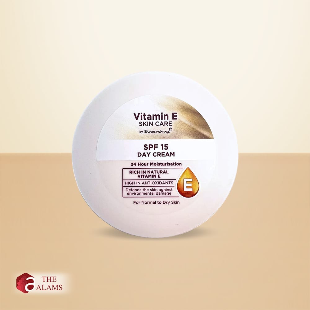 Superdrug Vitamin E Day Cream SPF 15 For Normal To Dry Skin, 100 ml 1 Superdrug Vitamin E Day Cream SPF 15 For Normal To Dry Skin, 100 ml